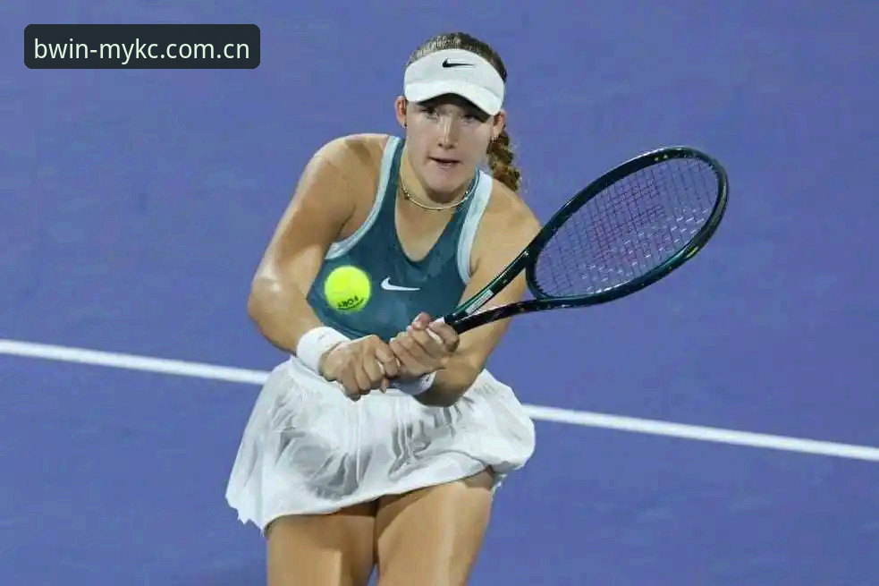 从2-3落后到连赢9局：看懂米拉·安德列娃法网夺冠的3个关键转折